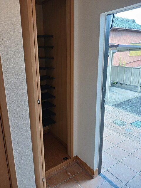 グランデカメリア山の手Ⅱ 玄関