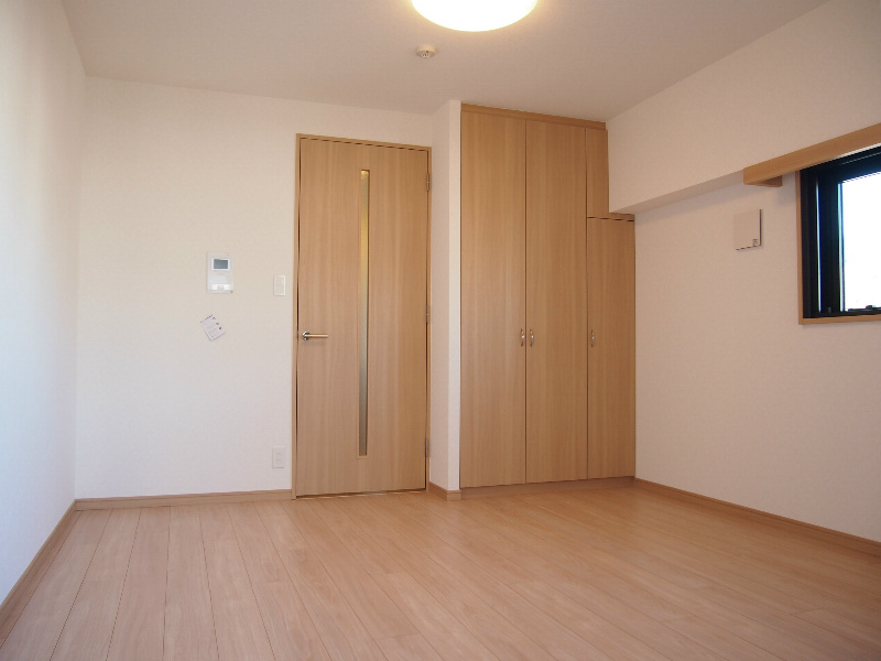 ルーブル中野坂上伍番館 リビング