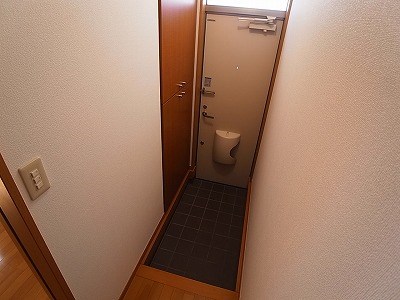 ＳＵＮＬＯＯＰ新松戸 玄関