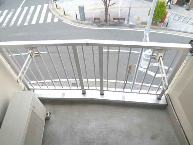 Yビル ベランダ