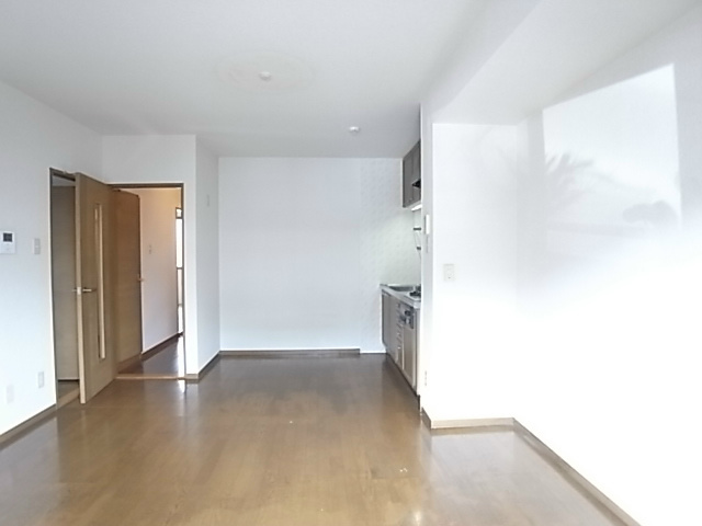 ハイカムールＮ リビング