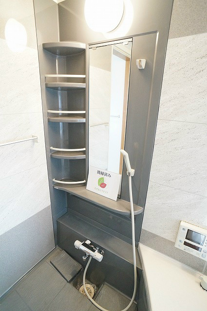 中久世町4丁目9-3貸家 風呂画像