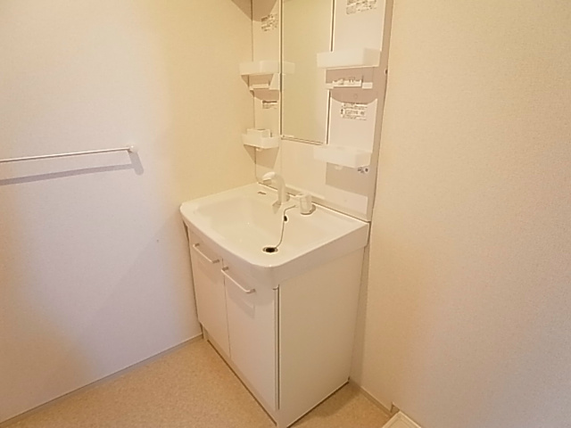 アン・ミケーリア その他2