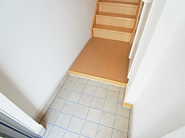 アン・ミケーリア 玄関