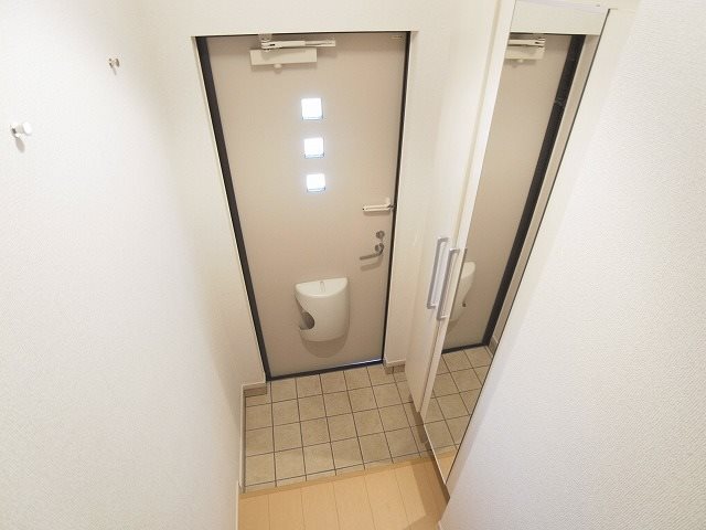 エソラード 玄関