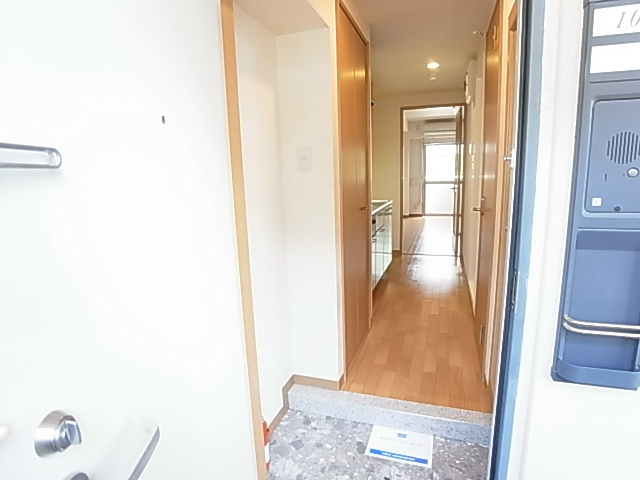 アジュールⅠ 玄関