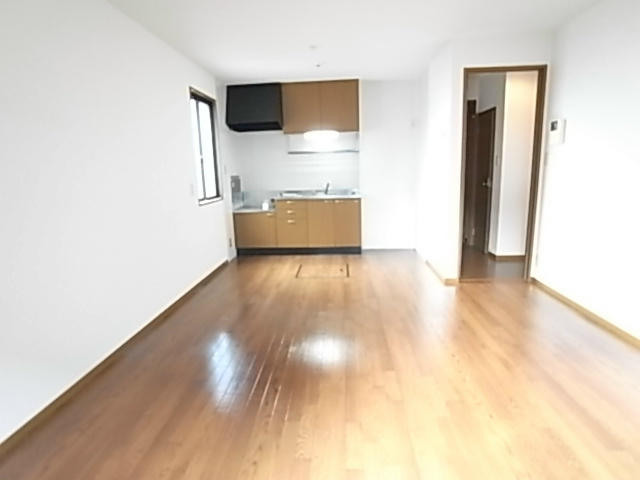 クレスト・エイト リビング