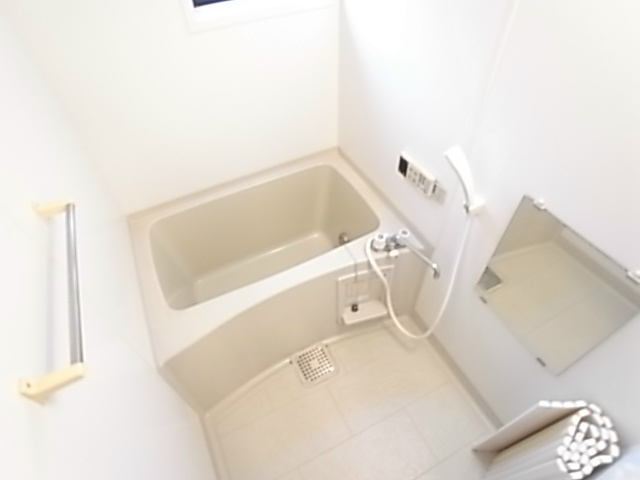 クレスト・エイト 風呂画像