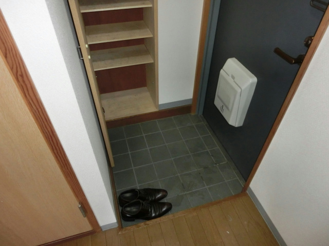 ハイネスサウスヒル 玄関