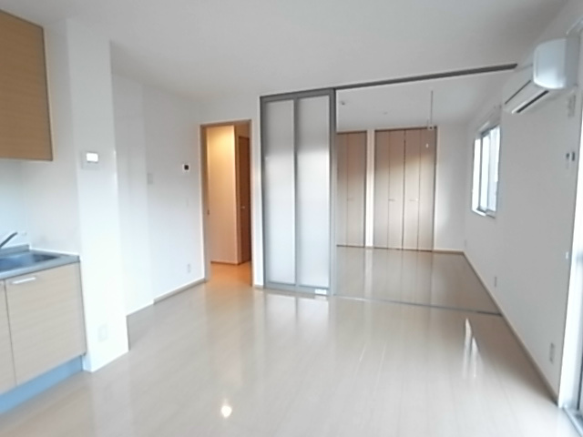 ウェルス リビング