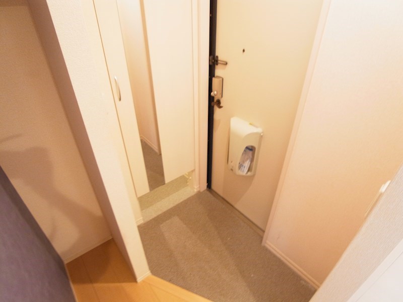 グラティア 玄関