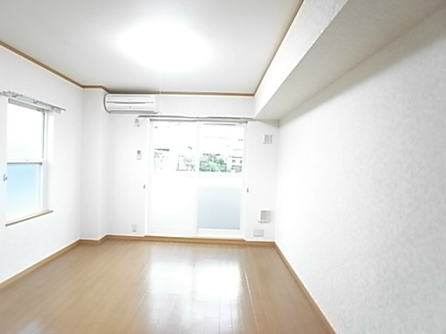 アライブ リビング