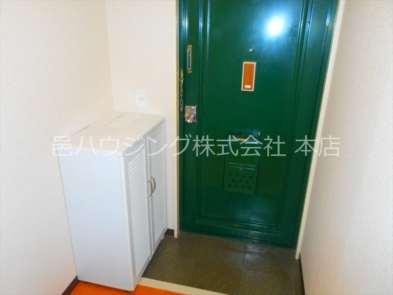 宮本ビル 玄関