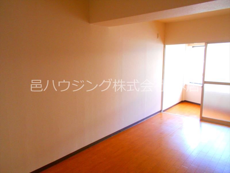 宮本ビル リビング