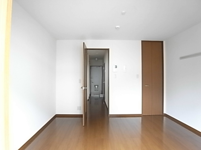 エミネンス上本郷 リビング