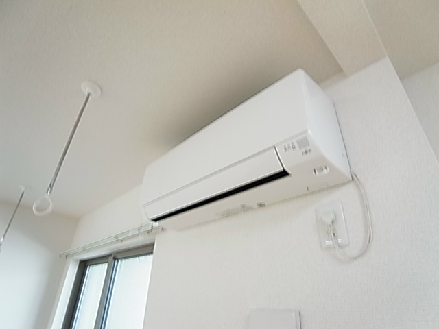 アン・ミケーリア その他6