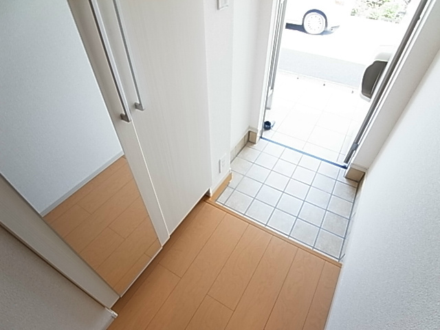 アン・ミケーリア その他9