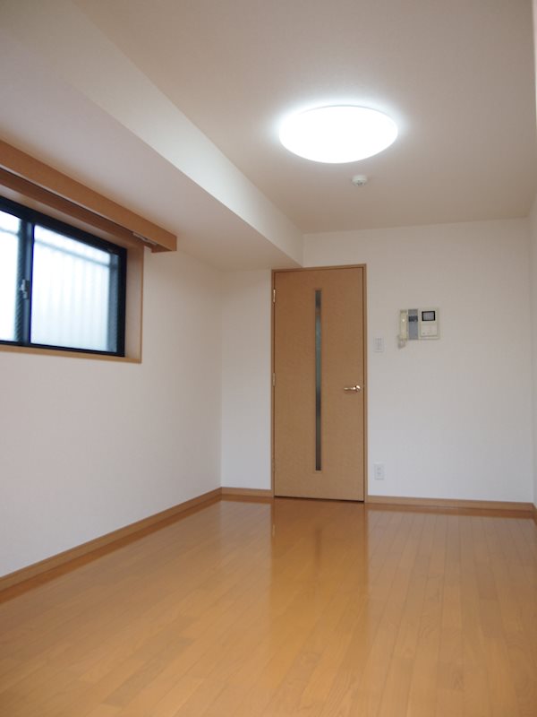 ルーブル西早稲田弐番館 リビング