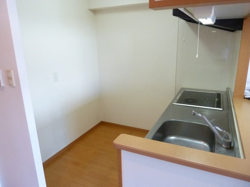 ROYALHOUSE猪ノ坂 キッチン