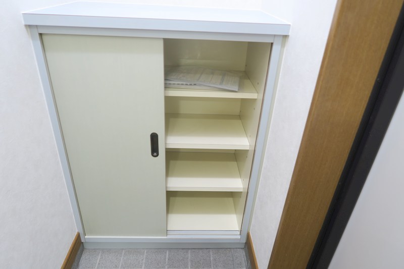 フラット平野町 収納