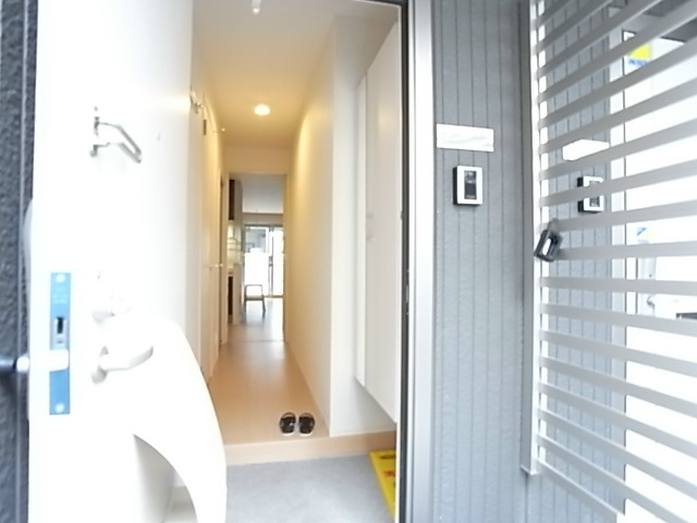 サン・デボーテ 玄関