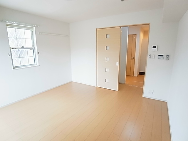 エスポワール　エイティ リビング