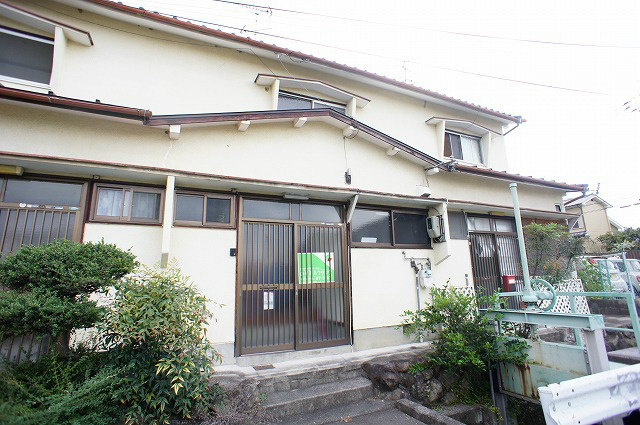 今里細塚18-1貸家 外観