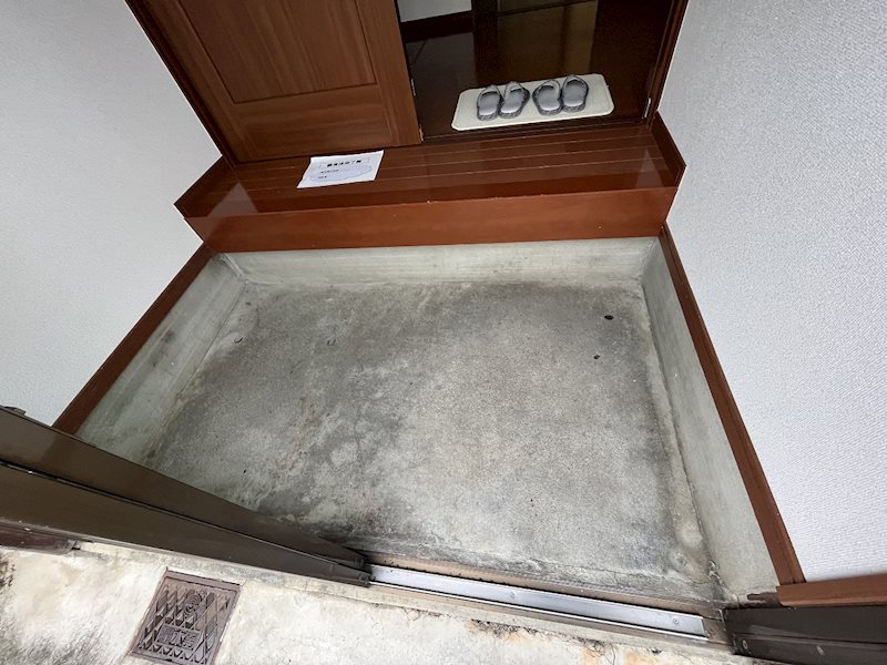 今里細塚18-1貸家 玄関