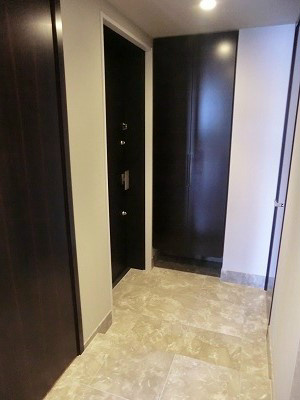グランスイート広尾 玄関