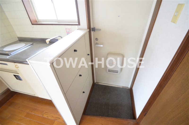 コーポWATABE 玄関