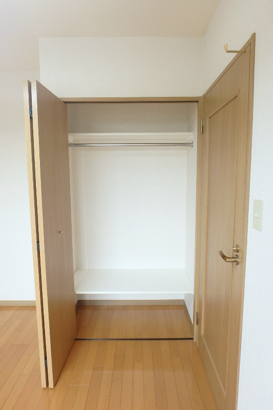 ヴィエンナーレ2000 収納