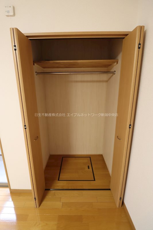 BUENA女池西 収納