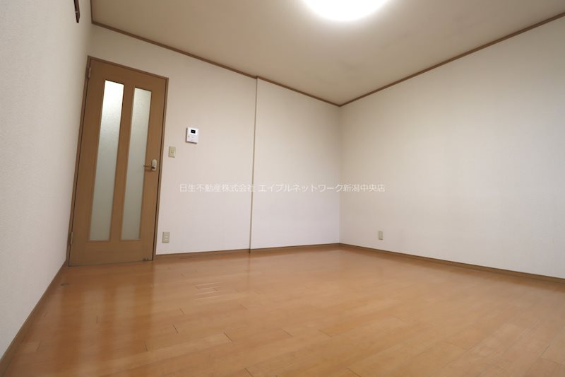 BUENA女池西 ベッドルーム