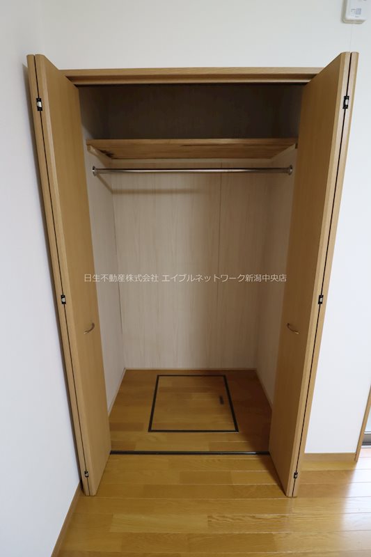 BUENA女池西 収納