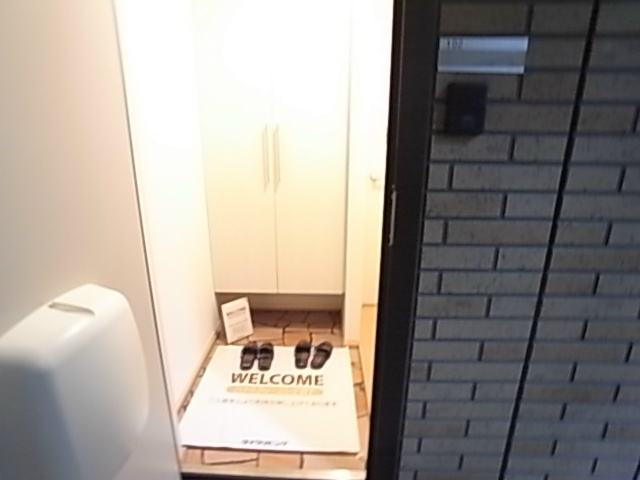 ストリーム 玄関