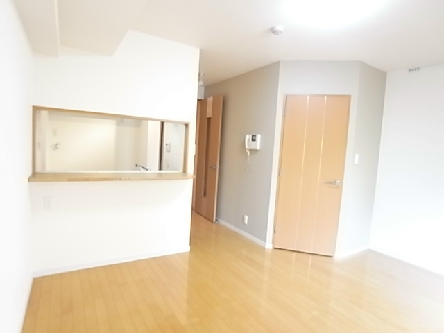 ウィッシュ・スクエア・イースト その他6