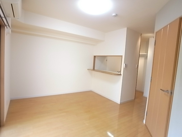 ウィッシュ・スクエア・イースト リビング