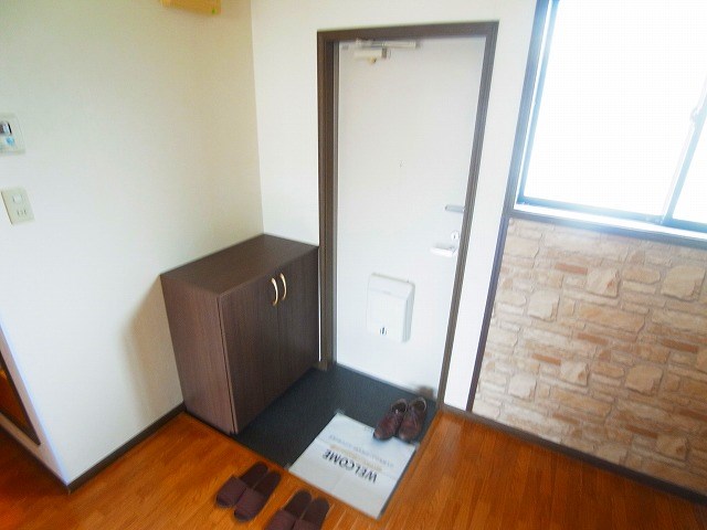 クラップコティ 玄関