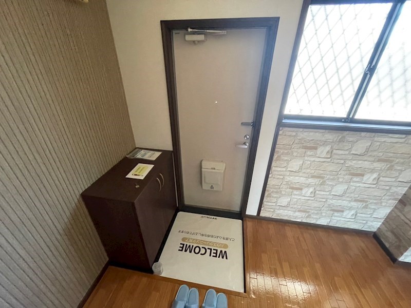 クラップコティ 玄関