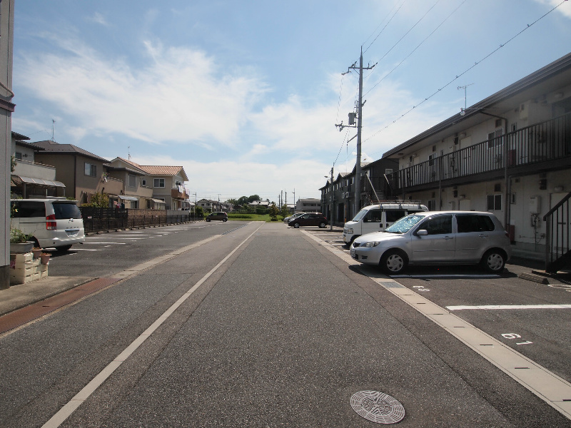 コーポ山川 駐車場