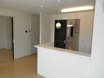 アドミラブールりんくう リビング