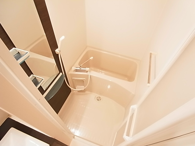 リブリ・クレヨン 風呂画像