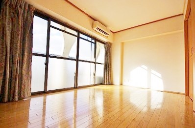 山内グリーンパレス ベッドルーム