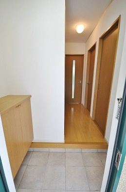 メゾン・ド・エスポワールＢ棟 玄関