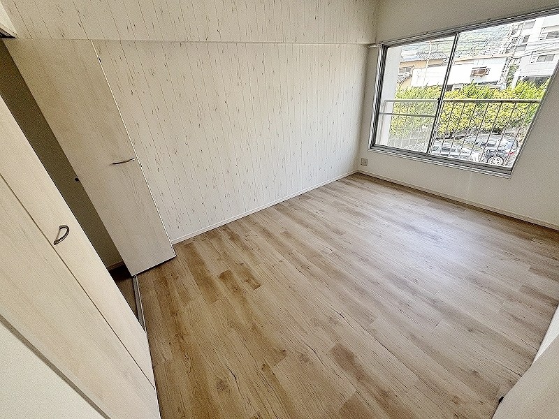 グリーンマンション ベッドルーム