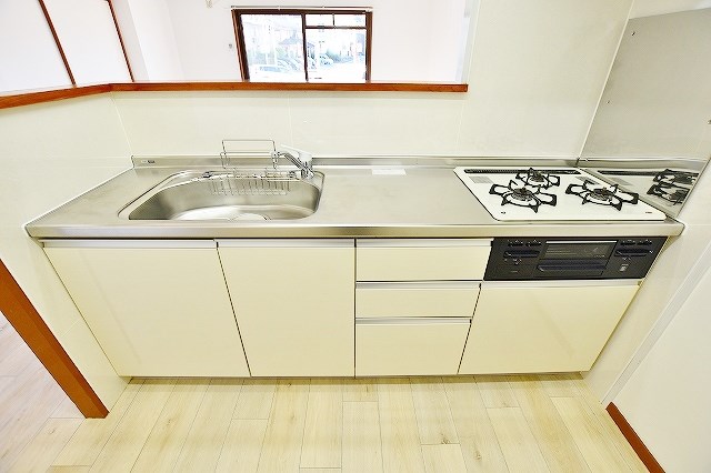 サンヒルズ守恒 キッチン