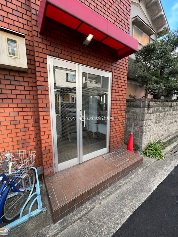 ルネ岩崎 エントランス