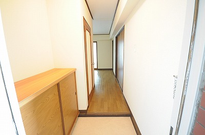 ディアライフ赤坂 玄関