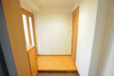 ピエモンテ 玄関