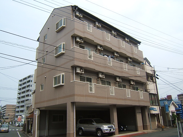 メゾン・ド・門司港 301号室 外観